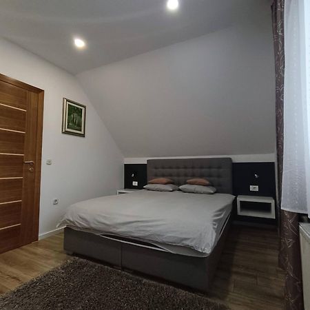 Apartments Poljanak Green House Plitvicka Jezera Luaran gambar